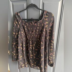 Sonoma large gauzy maternity top